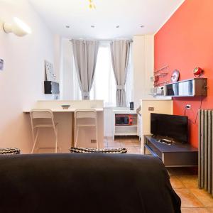 GuestHost - Cosy Nest Isola District Heart