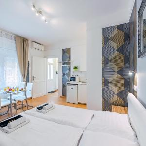 PARKING, AC, WIFI 2 room apartment in the center