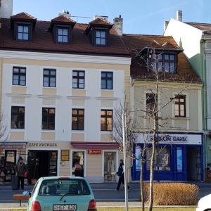 LUNA City Apartman