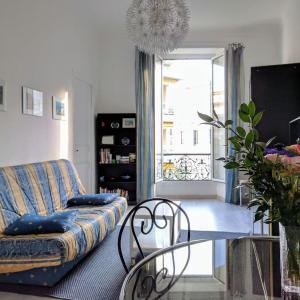 Anderson apartment