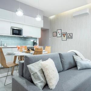 Modern 2 bedroom apartment with free airport transfer