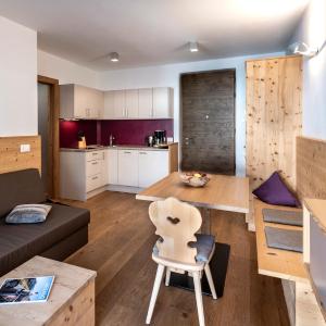 Apartment 39012