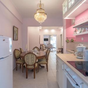 Lovely Apartment in Athens