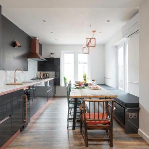 Courcy Road - 7 bedroom - sleeps up to 22