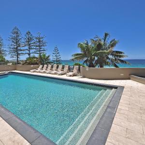 Clubb Coolum Beach Resort Sunshine Coast