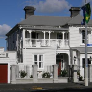 Ponsonby Manor