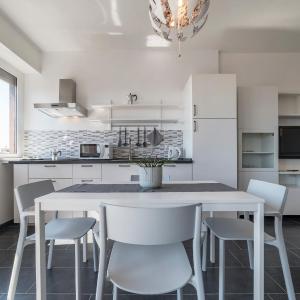 Nomentana White Apartments