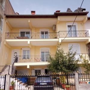 Teo's House 1