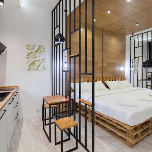 LEOGRAND Loft-studio on Husiak 8