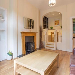 The Broughton Road Residence