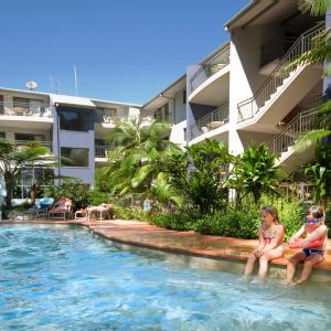 Flynns Beach Resort