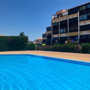 Rez de jardin OU ascenseur 4 ieme PISCINE -WIFI-Dans le Village naturiste holidaysochic