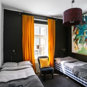 Eight Rooms