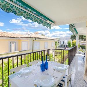 Apartment Los Girasoles by Interhome