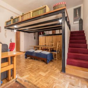 GuestHost - Lovely Loft Trastevere
