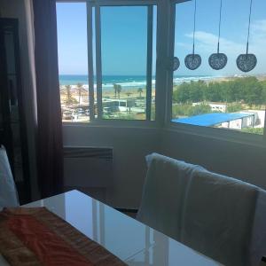 Nouveau appartement vue sur mèr , renouvelé en entier