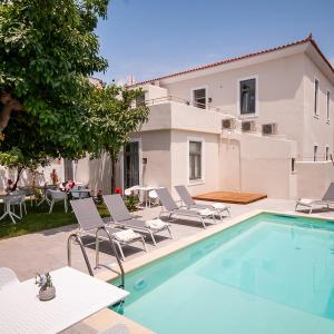 Epavli Boutique Luxury Suites