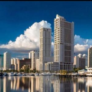 1BR Near Beach, Airport & In City of Manila Bay