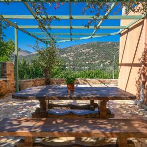 Anna's Apartment near Agia Efimia & Myrtos beach