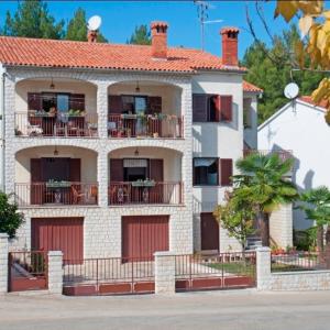 Mihaela Apartments