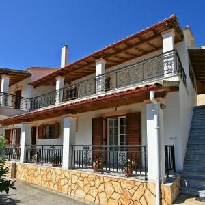Lemonia Apartment