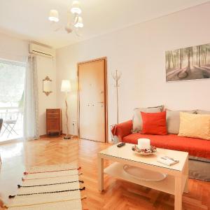 Freshly Refurbished flat, in Central Koukaki