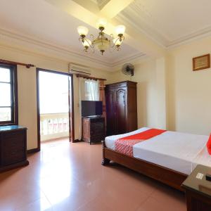 Lucky 2 Hotel & Travel