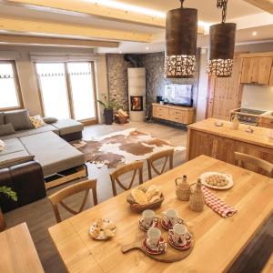 Two-Bedroom Apartment in Cerkije na Gorenjskem
