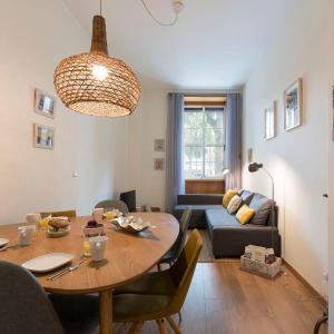 LovelyStay - The Porto Getaway w/ Free Parking