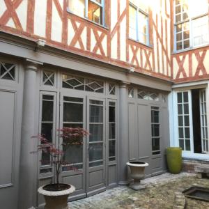 PAPILLONS De Nuit Champagne Troyes