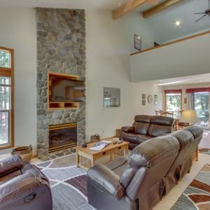 Redwood Lane 08 | Discover Sunriver