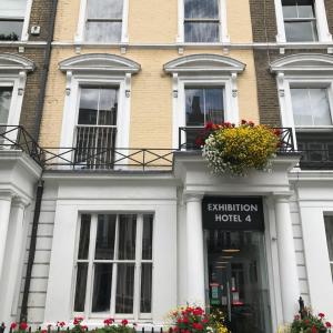 Exhibition Court Hotel 4