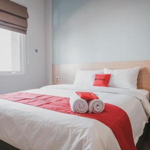 Reddoorz Plus @ Karet Pedurenan 3