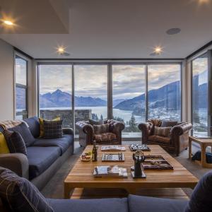 Lago Infinito by Sotheby's Luxury Rental Homes