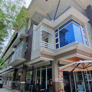 Felicidad Resto and Pension House