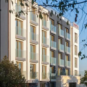 Amiral Hotel