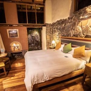 Sacred Dreams Lodge