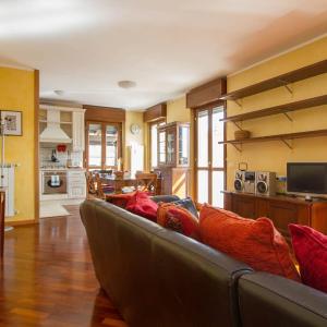Bright house with 2 bedrooms & a unique terrace