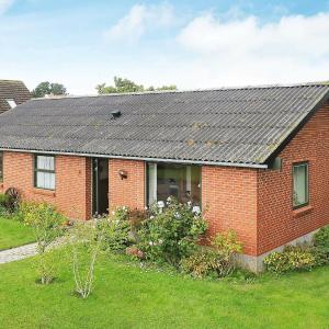 4 person holiday home in Ærøskøbing-By Traum