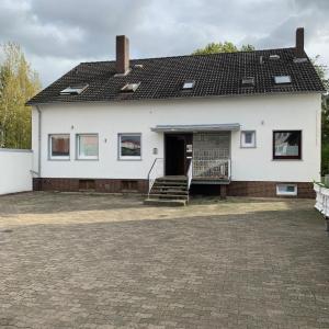 Souterrain Apartment Laatzen