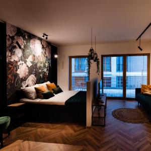 Floral Apartment