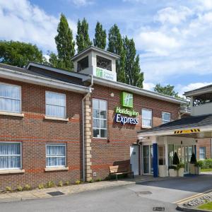 Holiday Inn Express Leeds-East by IHG