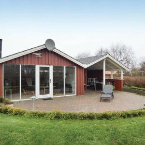 Three-Bedroom Holiday Home In Hejls