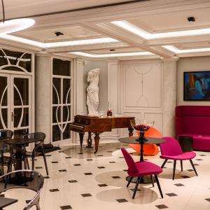 ArtLoft Garni Hotel