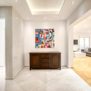 Stunning Central 180m2 4 Bedroom 3 Bathroom, Sleeps 10 Guests
