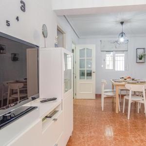 Lovely Apartment In Córdoba With Wifi