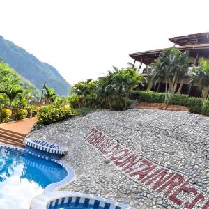 Tribal Hills Mountain Resort