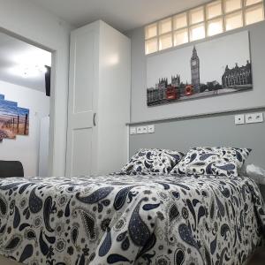 Spacious Apartment Madrid - Metro Barrio del Pilar