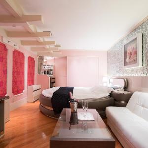 HOTEL PERRIER (Adult Only)
