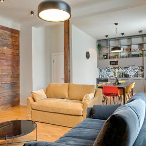 Dandelion Apartments Matīsa with Free Parking